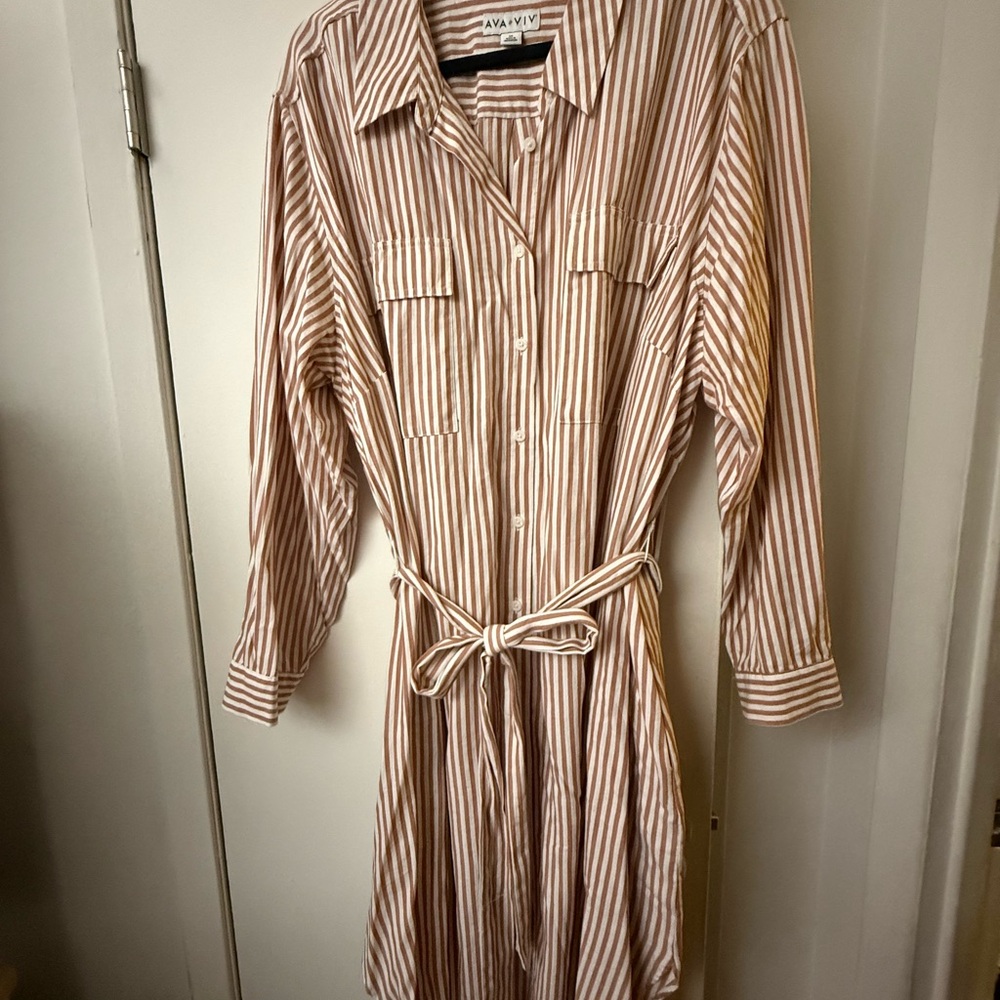 Ava & Viv Long Sleeve Striped Dress - Tan and White